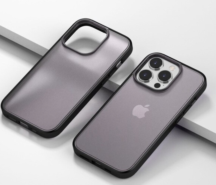 Чехол для iPhone 14